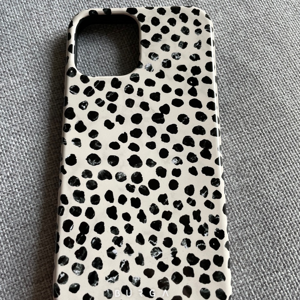 Burgs IPhone 12 Pro case